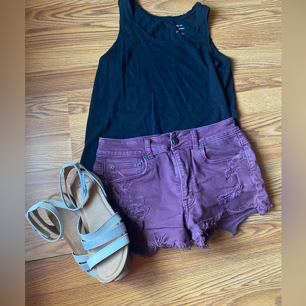 AE Distressed Purple Shorts